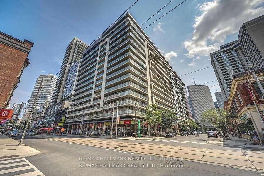 Live In Downtown Toronto In Style! 1 Bedroom Condo, Bright, Spacious Living Area With Plenty Of Natural Light. - Minutes To The Eaton Centre, Restaurants, Nightlife, Hospitals, Financial District, Transit, Shopping And Entertainment. Open Concept Living/Dining Area With An Office Area. New Kitchen , Fresh Paint, Hardwood Flooring, Ensuite Laundry, And Balcony With A City View. Building Amenities Include 24 Hour Security, Pool, Hot Tub, Rooftop Terrace, Gym, And Games Room **EXTRAS** Fridge, Stove, Dishwasher, Microwave. Washer, Dryer, No Pet & No Smoking. Locker included! Amazing building amenities include: beautiful rooftop patio, 24 hour concierge, indoor pool and gym .Students are welcome.