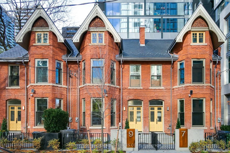 9 Gloucester Street, Toronto