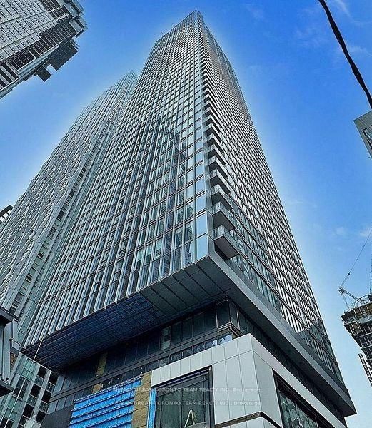 8 Cumberland by Great Gulf - In The Heart Of Toronto's Most Sought After Location - Cumberland & Yonge With A Perfect Walk & Transit Score. Steps From Toronto's Exclusive Shops & Culinary Delights. 554 sqft 1Bed +Den, 1 Bath with East Exposure.Building Amenities to Include: Fitness Centre, Party Rm, Outdoor Garden +More! Unit Features 1+Den, 1 Bath. East Exposure. **EXTRAS** Engineer Hardwood Floors Throughout. S/S Kitchen Appliances, Integrated Dishwasher, Built In Microwave. Washer & Dryer. Stone Countertops. Internet Included.