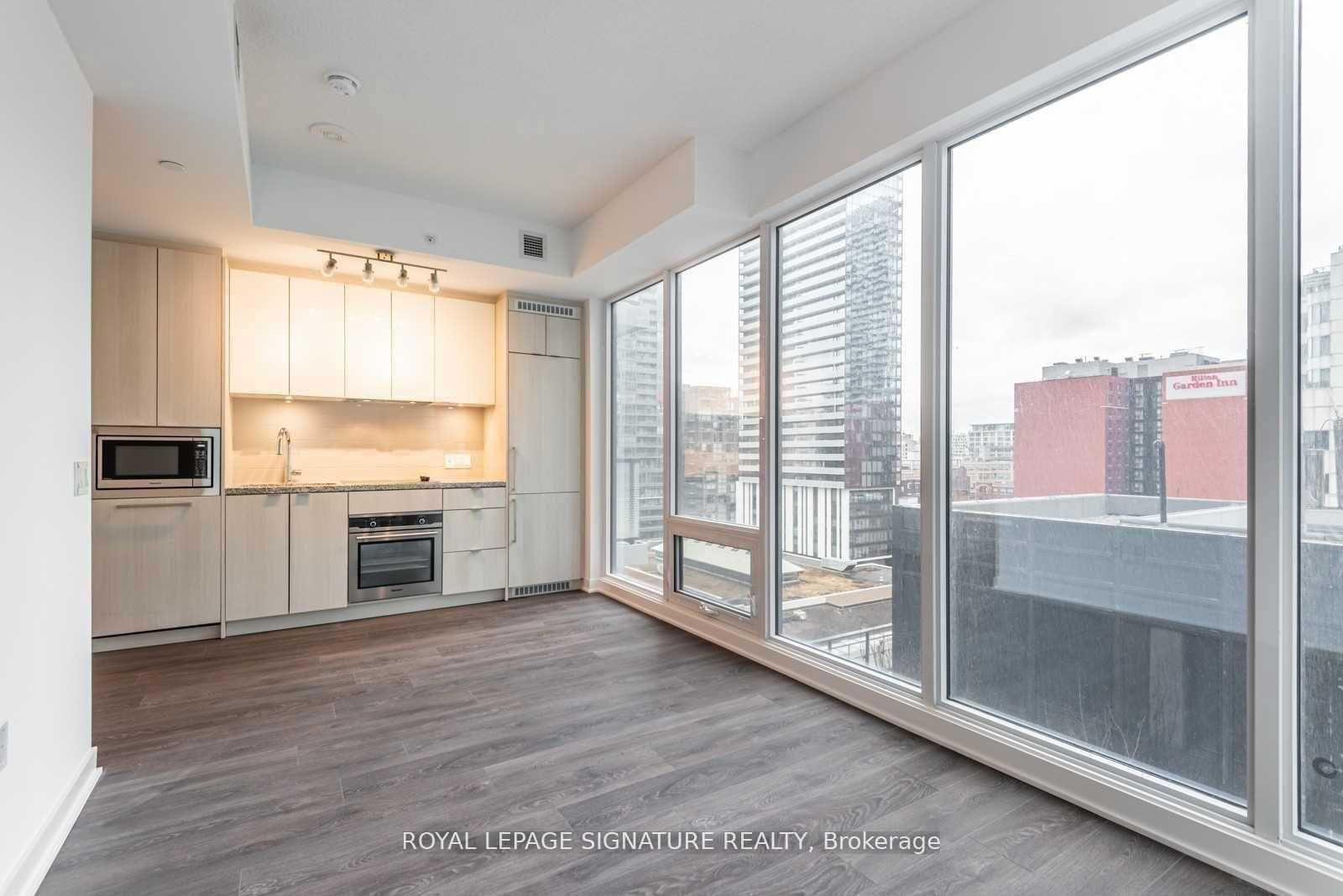 *Mins To P.A.T.H.** Highly Sought-After Entertainment Dist-KingBlue,Awaits You! Polished With Details By Int'l Builder,Greenland, BeThe First To Enjoy These Lux Suites In The Primest Of Prime Locations.**Covered With Engineered Hardwood**Appliances Seamlessly Built In**World Class Amenities(Incl Outdoor Pool)