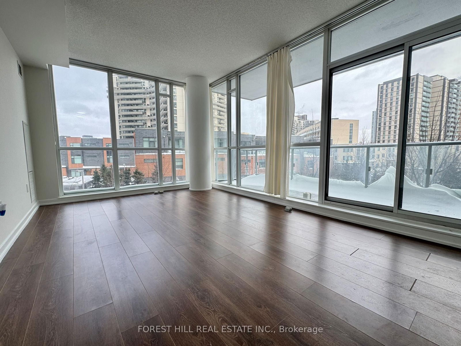 **Freshly Painted and Renovated**, **Corner Unit** Spacious & bright 2-bedroom 2-bathroom luxury unit in Dream Tower at Emerald City, 861Sqft + Balcony. Perfectly located for convenience & modern living. Split bedroom floor plan ensures ultimate privacy, and the open-concept living area features modern finishes, high ceilings over 9Ft, floor-to-ceiling windows flood the space with natural light, walk out to a generously sized balcony. Well-equipped kitchen with full-sized stainless steel appliances, stone counter & breakfast bar. Ample closet space, a locker for your extras. Neighboring Fairview Mall provides the ease of groceries, shopping & restaurants in the vibrant Don Mills & Sheppard area, and easy access to the 401 & 404 for an easy commute around the city. Direct Subway Access.