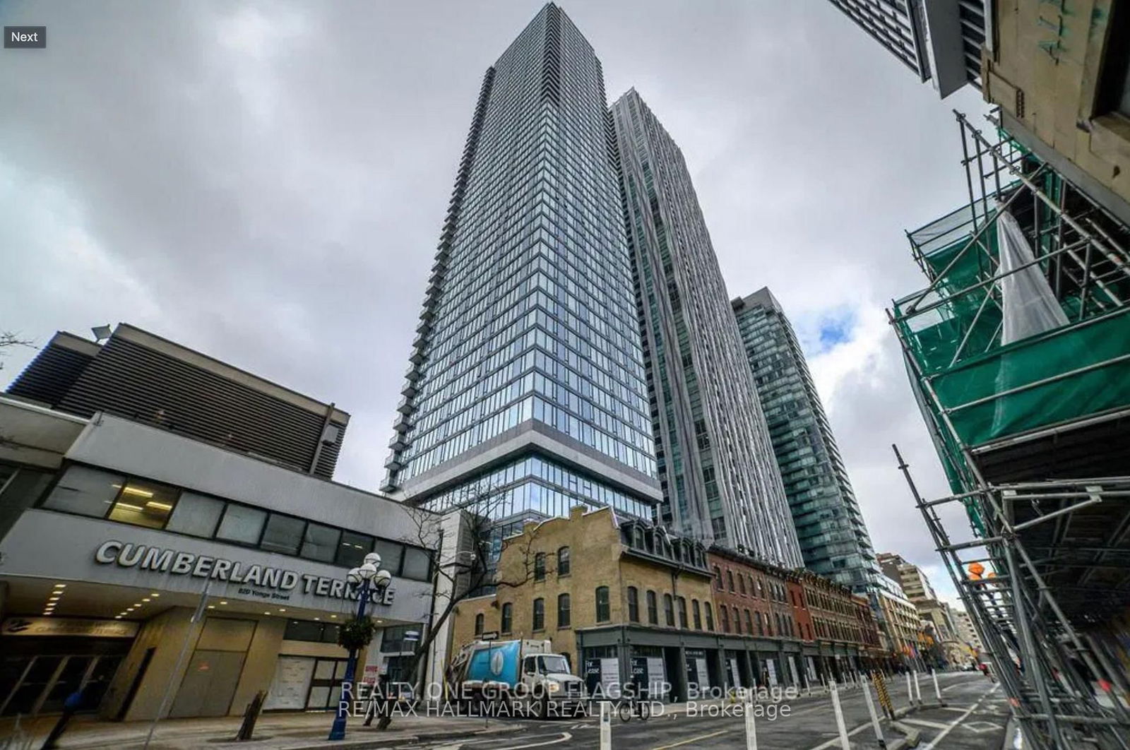 Welcome to 8 Cumberland where luxury meets convenience in the heart of Yorkville. Developed by the esteemed Great Gulf and Phantom Developments, this exquisite residence is perfectly positioned at the vibrant intersection of Cumberland and Yonge. With an outstanding 100 walk and transit score, you're just steps from Bloor-Yonge Subway Station and the city's finest shopping, dining, and entertainment. This 1 Bedroom + Den unit boasts a modern, functional kitchen and an open-concept layout bathed in natural light. Indulge in premium amenities, including a 24-hour concierge, state-of-the-art gym, elegant party room, outdoor garden, and more. Experience the best of urban living with Loblaws, upscale restaurants, designer boutiques, and cultural hotspots just moments away. This unit is available unfurnished or partially furnished to suit your lifestyle. *** Unit is available Furnished with current furniture's for $2700***