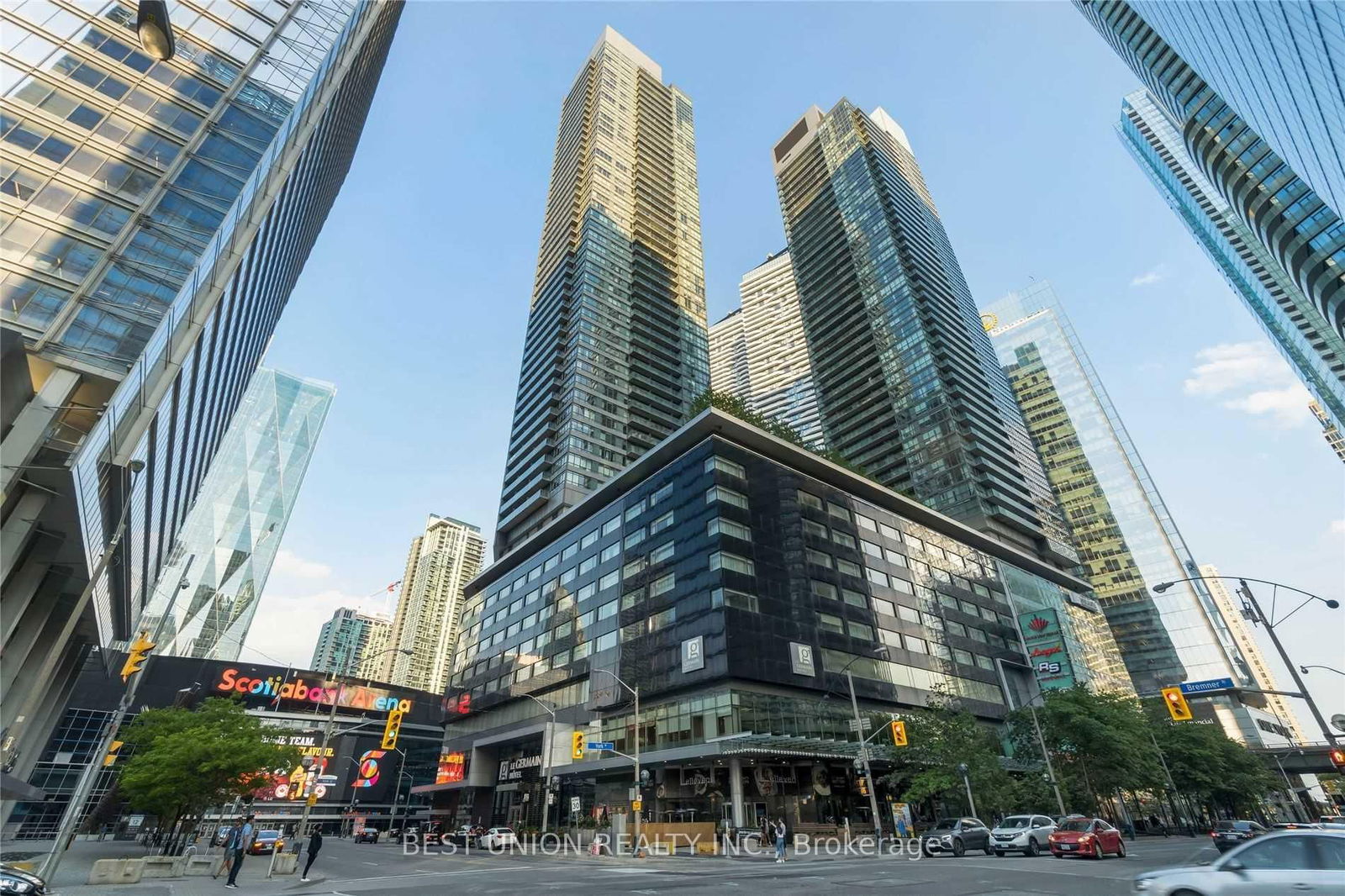 Luxury 1+Den Unit At Maple Leaf Square with Functional Layout and Floor To Ceiling Windows. South Eastview City & Lakeview Facing Has a Great Sunlight Exposure. Huge Blcny Over Looking Scotiabank Arena W/ Lakeview. Great Location with Direct Access to Path, Supermarket, Union Station, LCBO, Banks and Many Attractions in DT. Den-Perfect Setting To Work From Home, Kitchen W/Stone Counter and Bkfst Bar. Fantastic Amenities, 24Hrs Crg, In-Door/Out-Door Pools, Sauna, Party Rm/Media Rm, 24 Hours Security and steps to CN Tower.