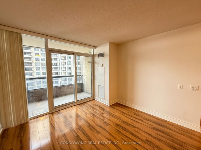 1208 - 5 Northtown Way