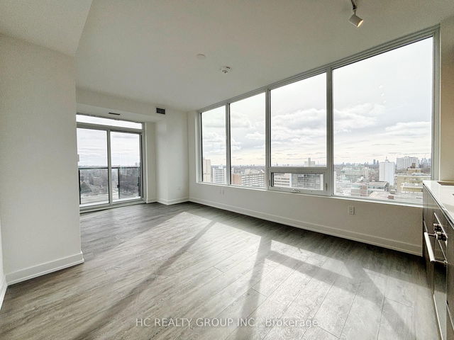1512 - 127 Broadway Avenue