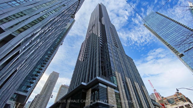 2014 - 11 Yorkville Avenue