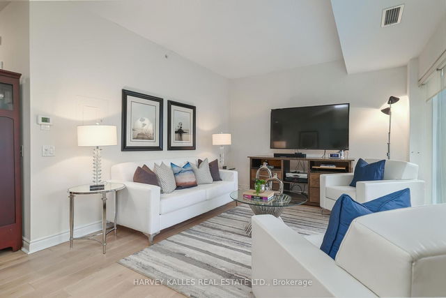 811 - 12 Rean Drive