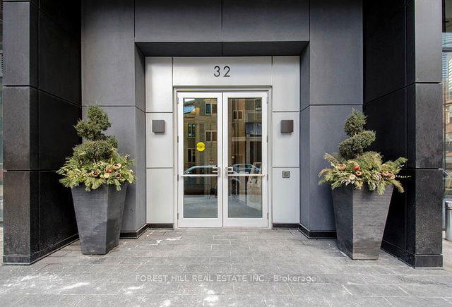 605 - 32 Davenport Road