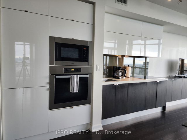 4809 - 21 Iceboat Terrace