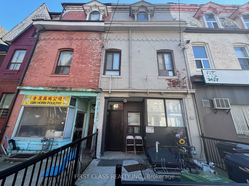 47 Grange Avenue, Toronto