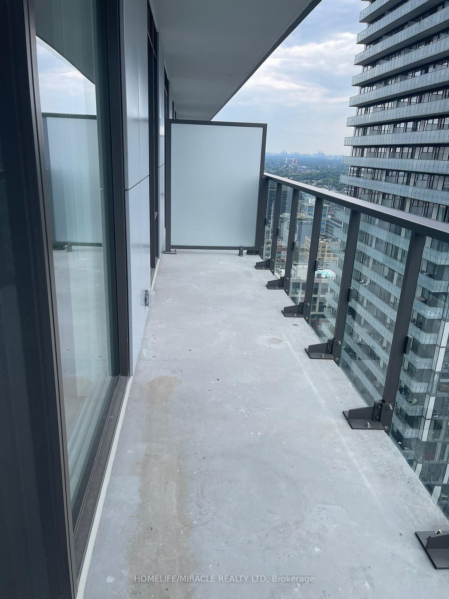 28 Widmer Street, Unit 3528 - Photo 11