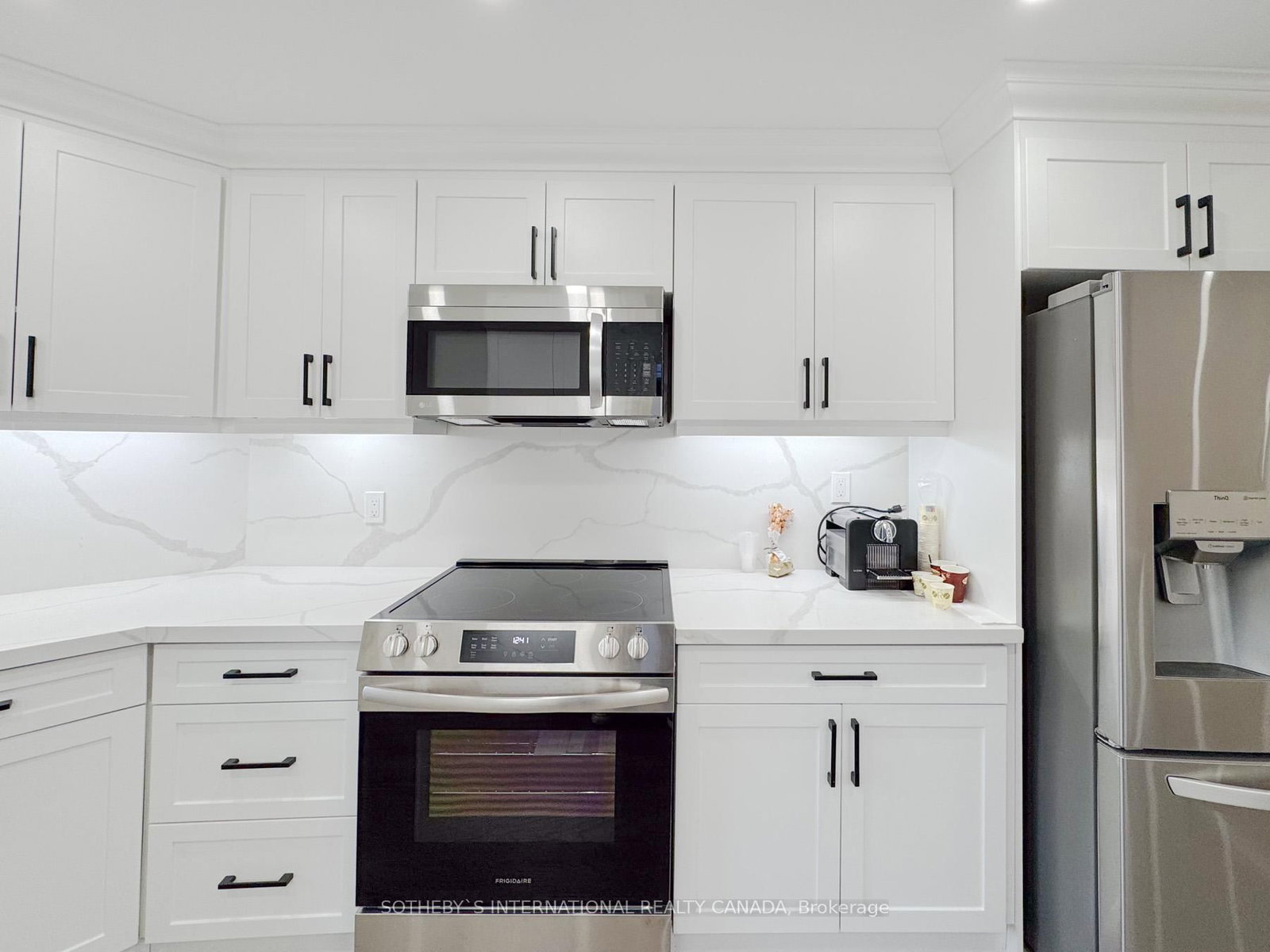 348 Wellesley Street E - Photo 10