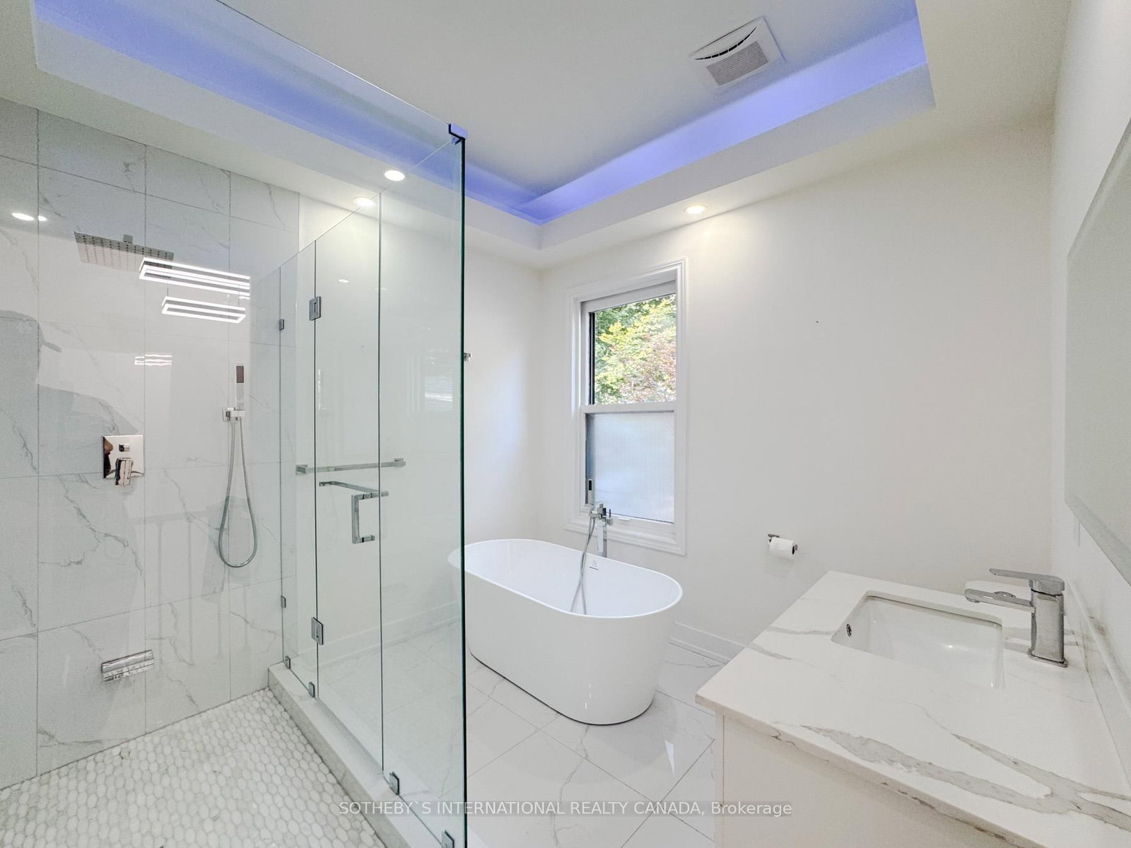 348 Wellesley Street E - Photo 13