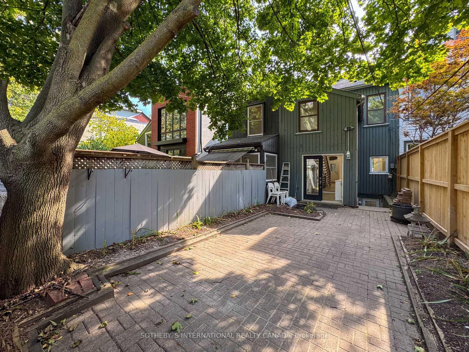 348 Wellesley Street E - Photo 23