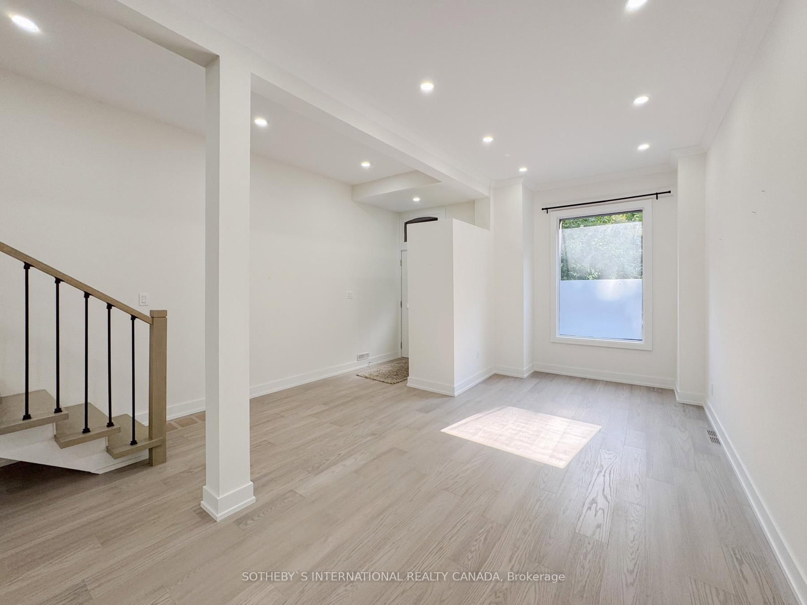 348 Wellesley Street E - Photo 4