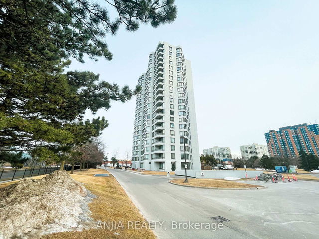 1601 - 300 Alton Towers Circle