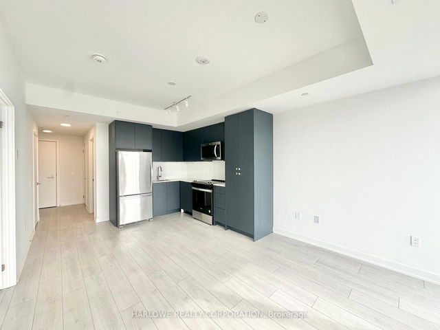 434 D - 1614 Charles Street