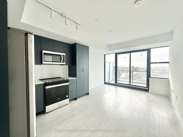 434 D - 1614 Charles Street