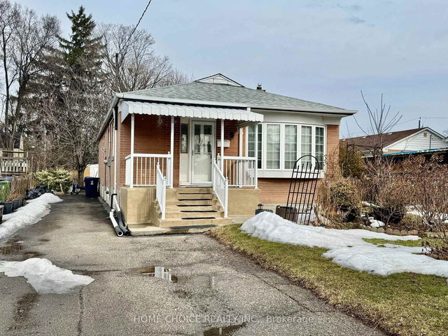 3 Saugeen Crescent