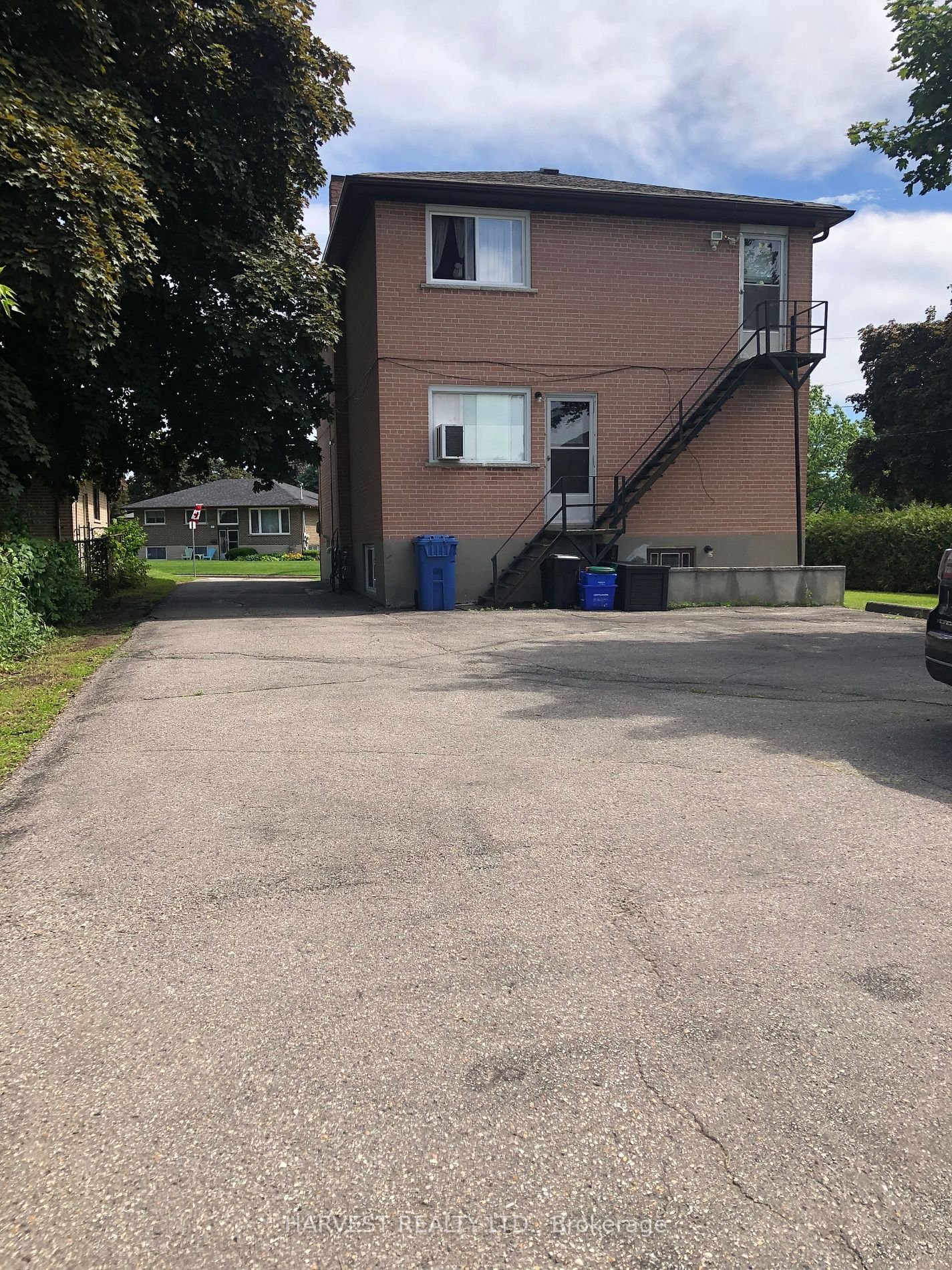 606 Lansdowne Drive - Photo 4