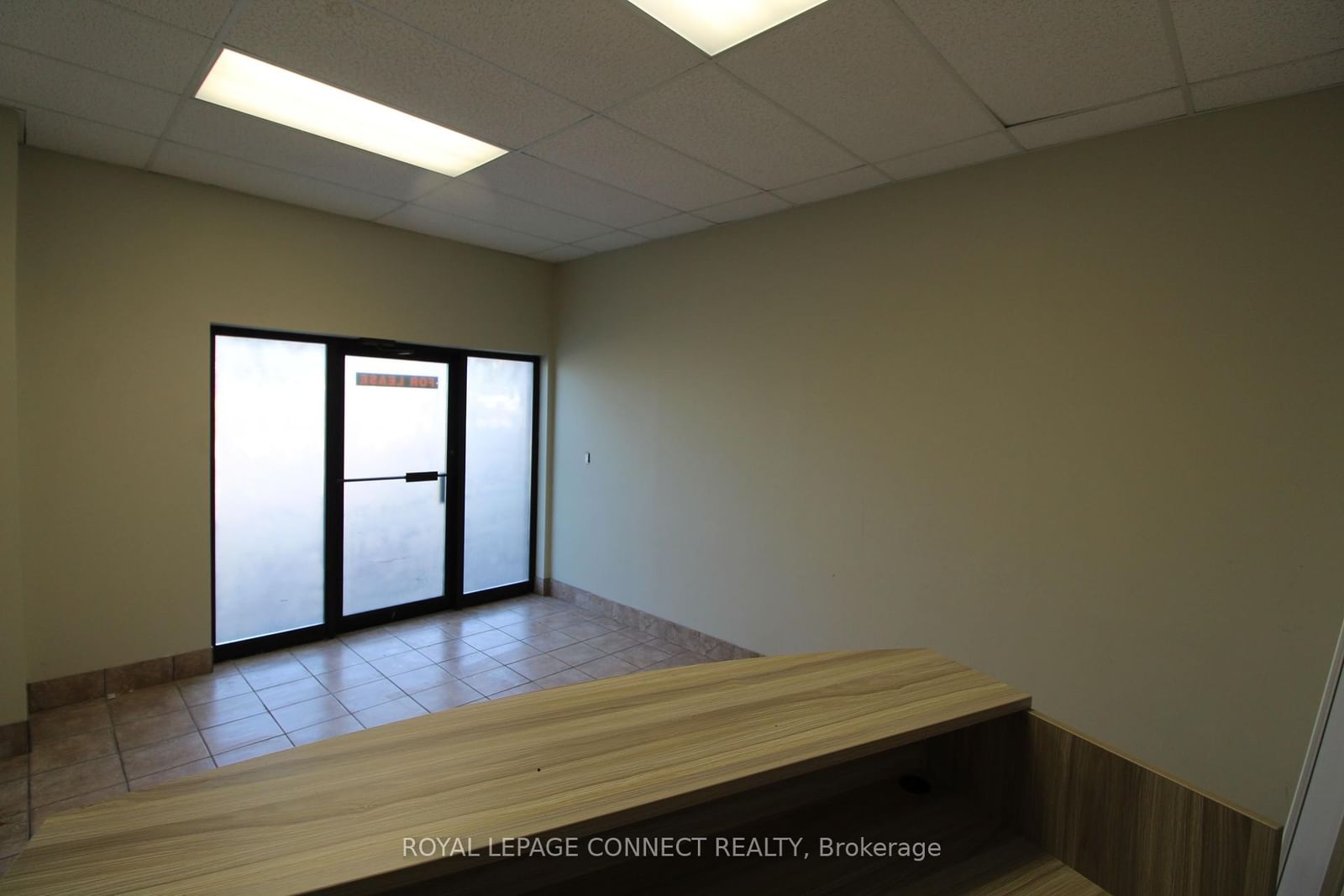 1736 Kingston Road, Unit #Side - Photo 8