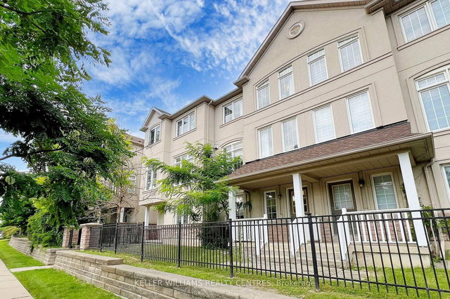 10 - 10 Post Oak Drive, Richmond Hill | For Sale @ $874,900 | Condos.ca