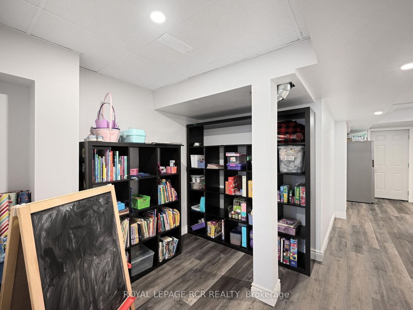 8 Westlake Crescent - Photo 13