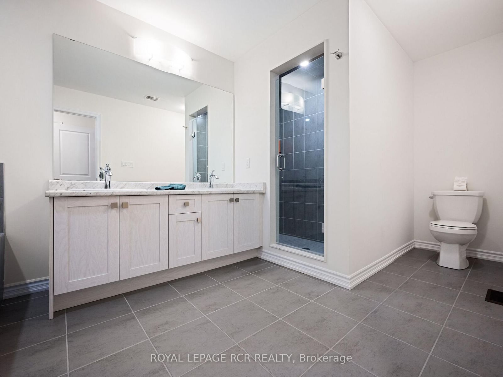 8 Westlake Crescent - Photo 15