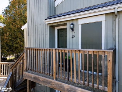 Unit 39 — 19 DAWSON Drive — photo 3