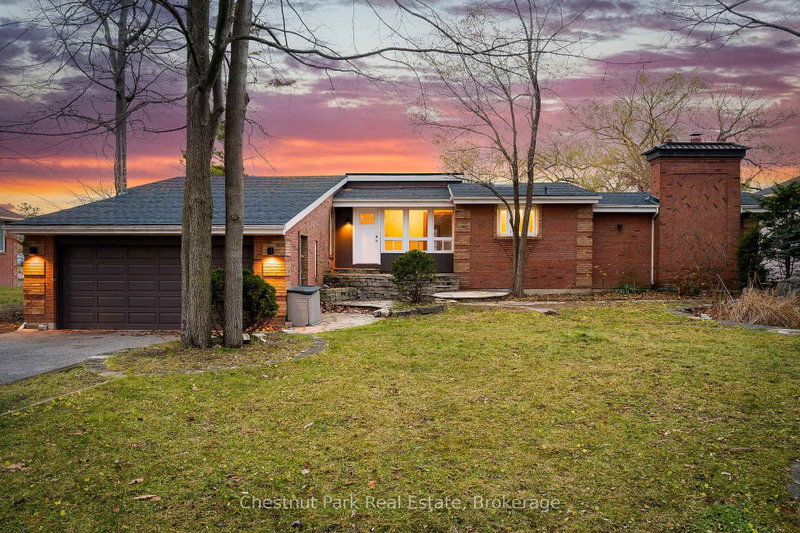 90 Edgewater Road, Wasaga Beach