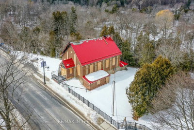 1532 Queen Street — photo 2