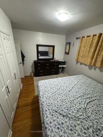 26 FLOWERTOWN Avenue — photo 4