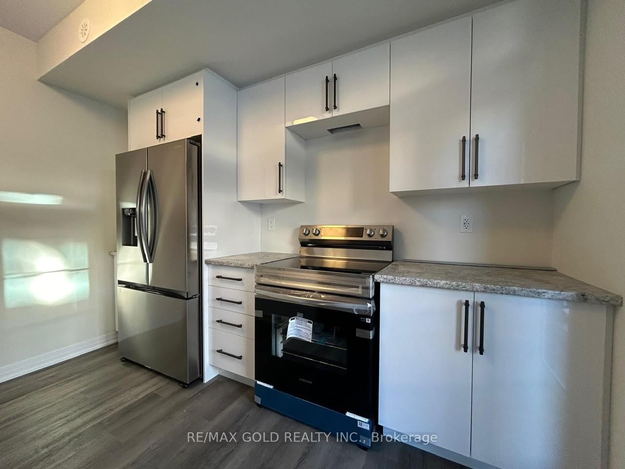 25 Fieldridge Crescent, Unit 48 - Photo 4