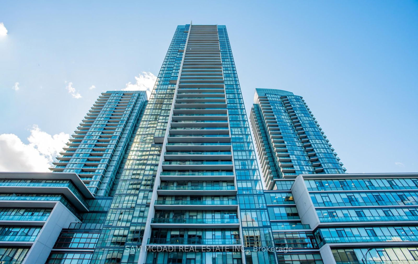 Welcome to this beautifully appointed 1-bedroom plus den, 1-bathroom condo ideally located in the vibrant heart of downtown Mississauga! With modern finishes throughout, this unit offers the   perfect blend of comfort, style, and convenience. Step inside to discover an open-concept layout featuring a sleek modern kitchen, ideal for cooking and entertaining, which seamlessly flows into the spacious living area. The den offers the flexibility to be used as a home office, cozy reading nook, or extra storage space  the possibilities are endless. The generously sized bedroom comes complete with a large walk-in closet, providing ample storage and a perfect retreat for relaxation. Enjoy breathtaking views of the city from your large open balcony, the perfect spot to unwind and take in the scenery. The unit also comes with an ensuite laundry for added convenience, plus a coveted underground parking spot. Located just steps from Square One Shopping Centre, the City Transit Hub, and within walking distance to numerous restaurants, cafes, shops, and entertainment options, this condo offers an unbeatable location for city living. As a resident, you'll also have access to luxurious amenities including an indoor pool, games and recreation rooms, a media room, party room, and a fully-equipped gym. Whether you're relaxing or entertaining, this building has everything you need to live your best life. Don't miss out on this exceptional opportunity to live in one of Mississauga's most sought-after neighborhoods.
