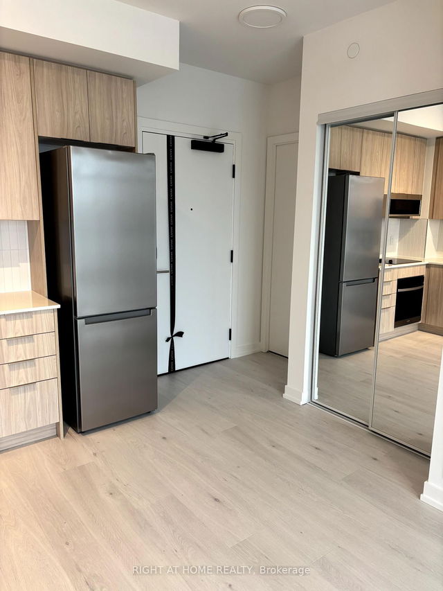 318 - 2501 Saw Whet Boulevard