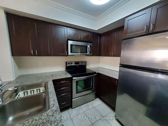 1012 - 1070 Sheppard Avenue