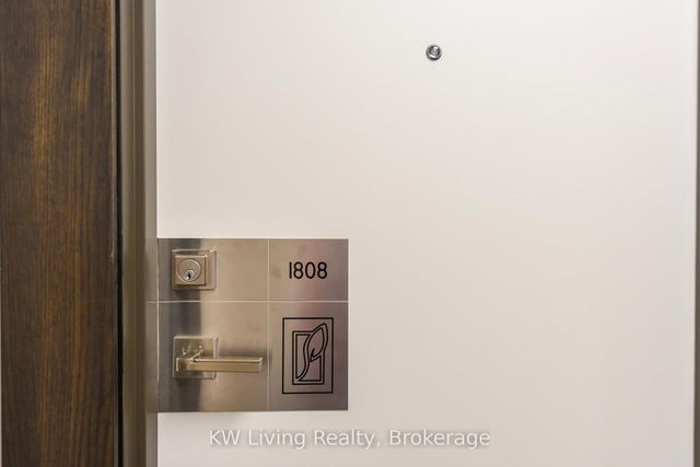 1808 - 4011 Brickstone Mews