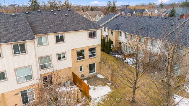 29 - 7284 Bellshire Gate