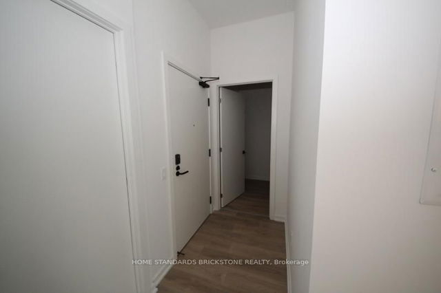 1205 - 10 Graphophone Grove Street
