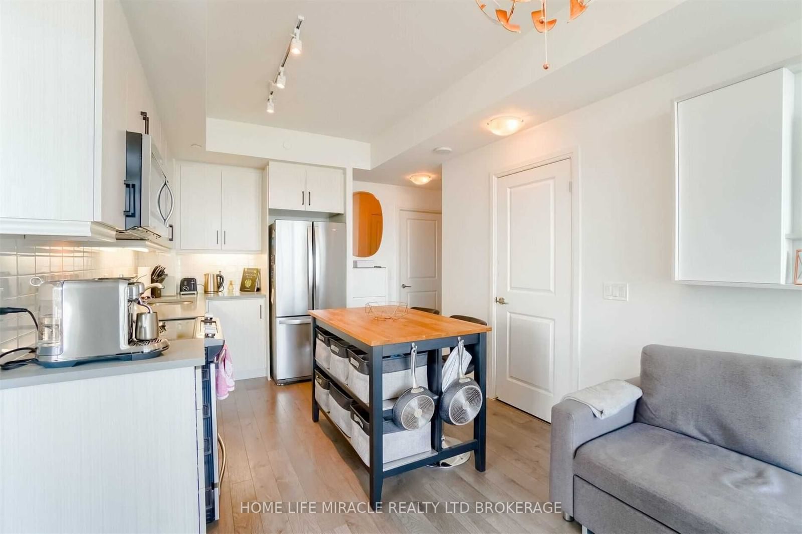 17 ZORRA Homestead, Unit 1809 - Photo 5