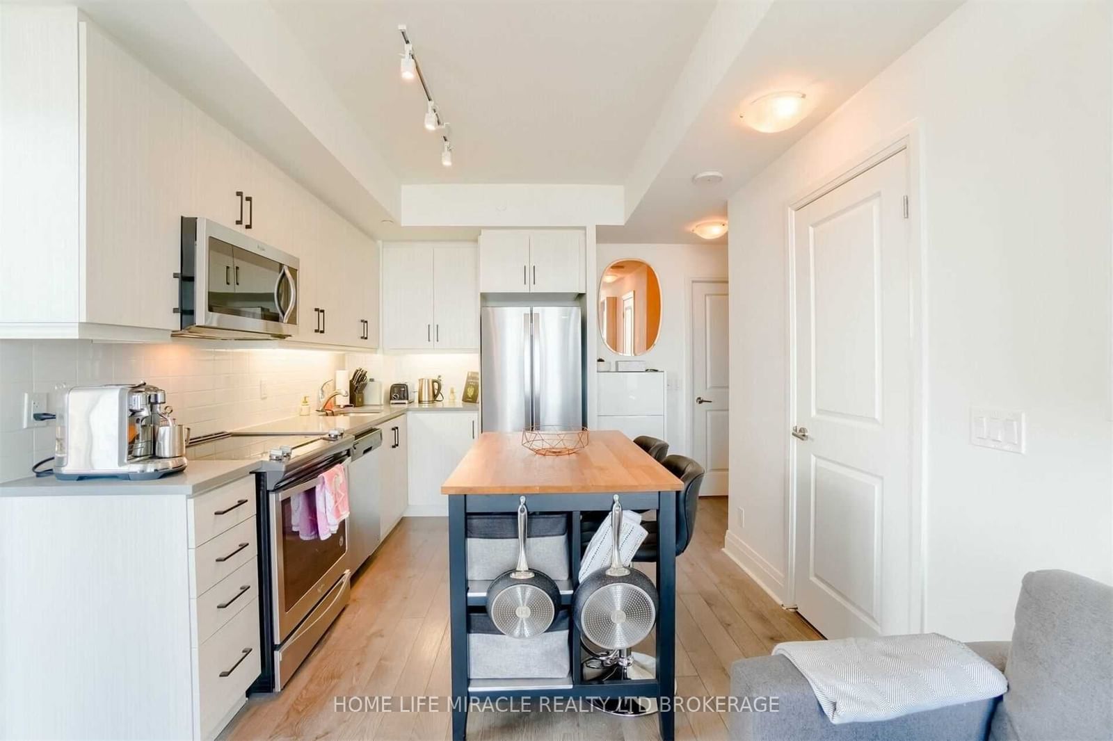 17 ZORRA Homestead, Unit 1809 - Photo 6