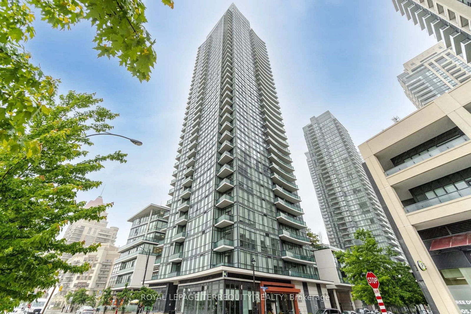 Fully Furnished Condo Apartment In The Heart Of Mississauga For Short & Long Term . Just Pack Your Suitcases And Move In . Only Steps From Square One Mall , Ymca , Library , City Hall Shops And Much More . Enjoy State Of The Art Amenities Inc. Pool, Sauna, Jacuzzi , Restaurants Theater & More. Close To Highways ! **EXTRAS** Fully Furnished + S/S Fridge, Stove, B/I Microwave, Dishwasher, Stacked Washer& Dryer, All Light Fixtures, Blinds, Garage Door Opener. Great Location