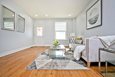 19 Britannia Avenue — photo 5