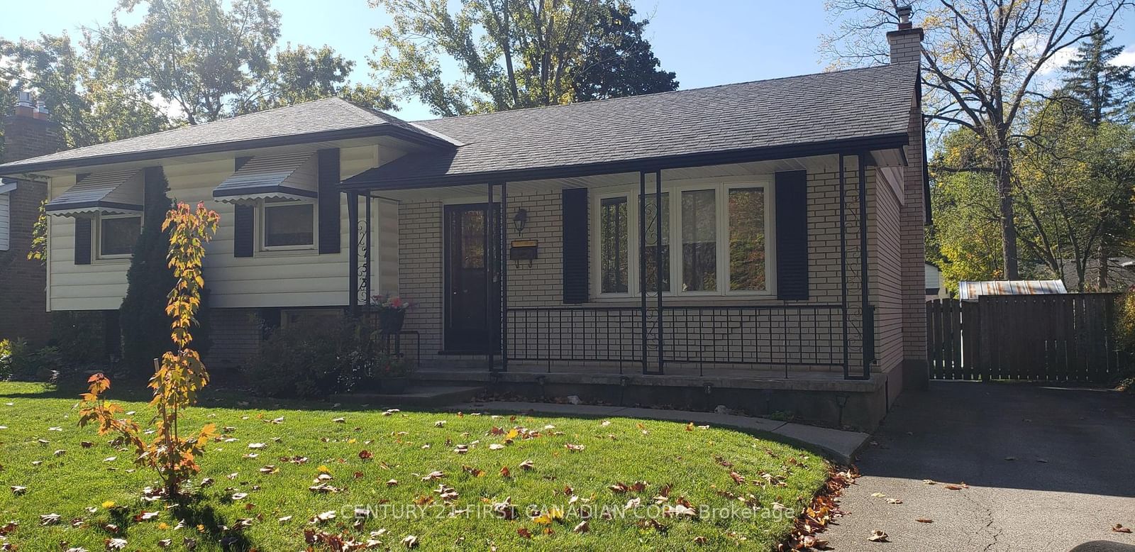 753 Notre Dame Drive sold in London