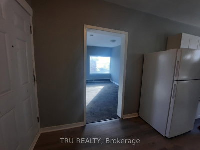 33 LAKESHORE Drive — more photos