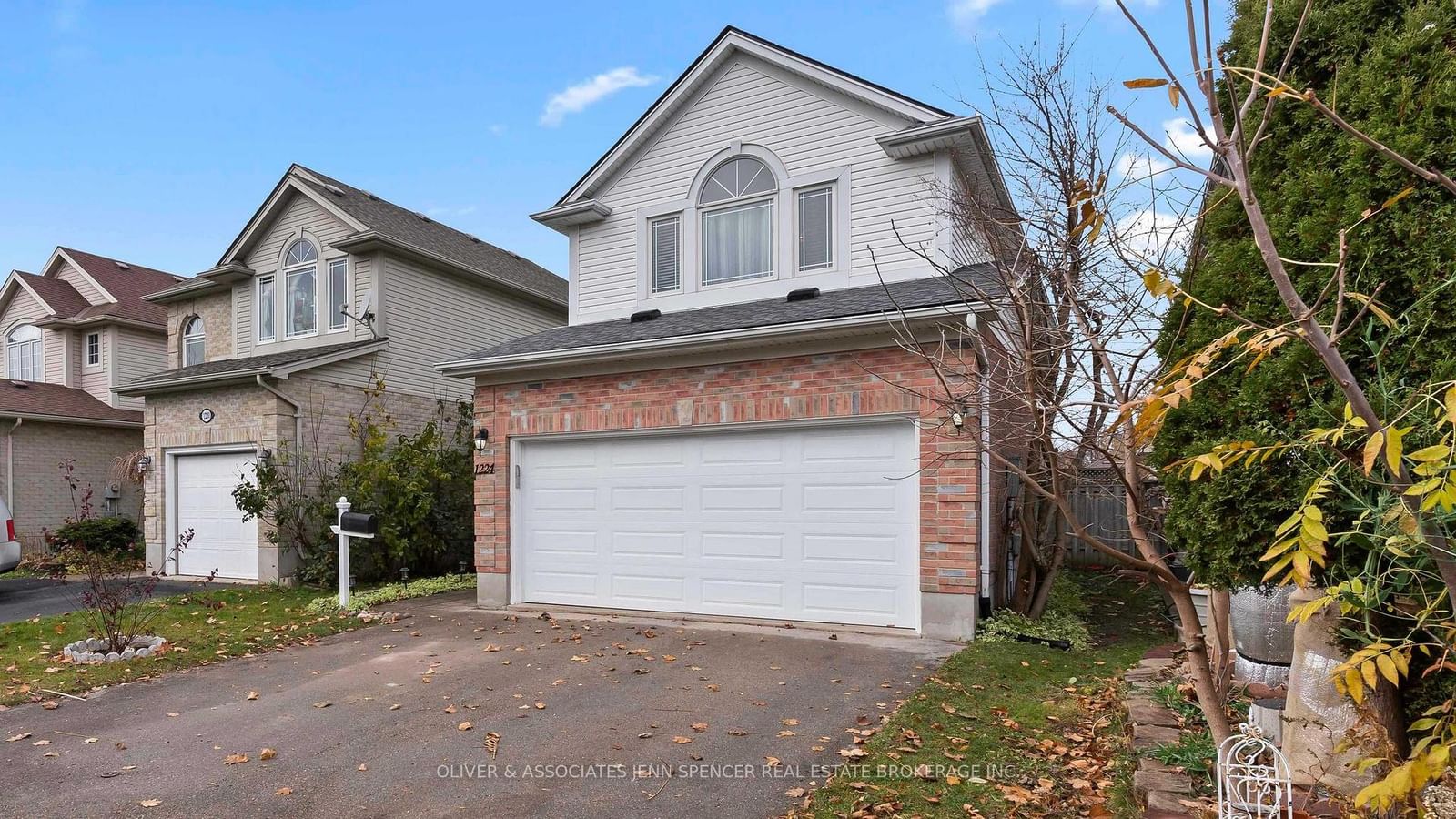 1224 Blackmaple Drive sold in London