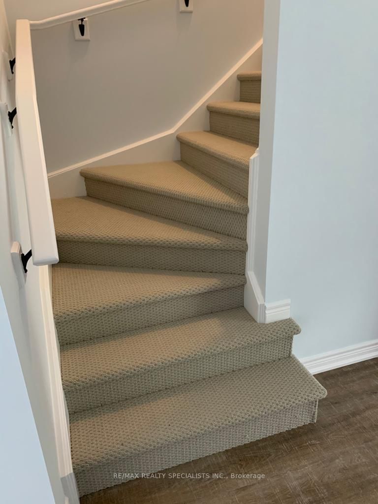 12 DAMUDE Avenue - Photo 6