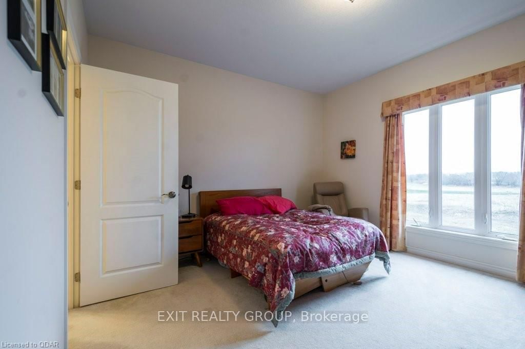 73 ALETHA Drive - Photo 12