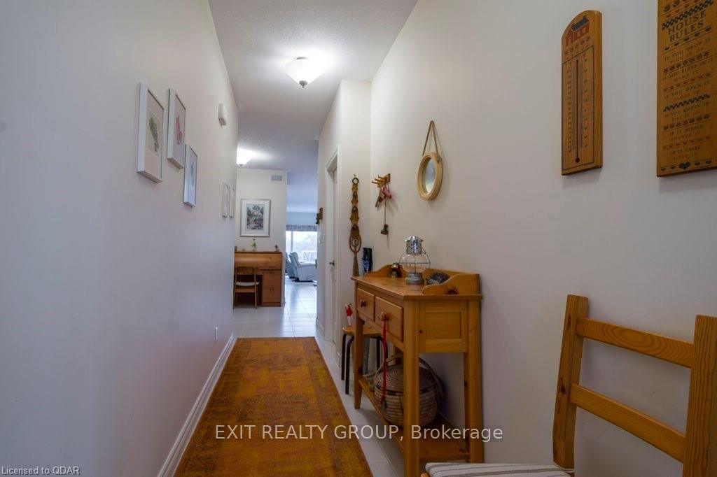 73 ALETHA Drive - Photo 4