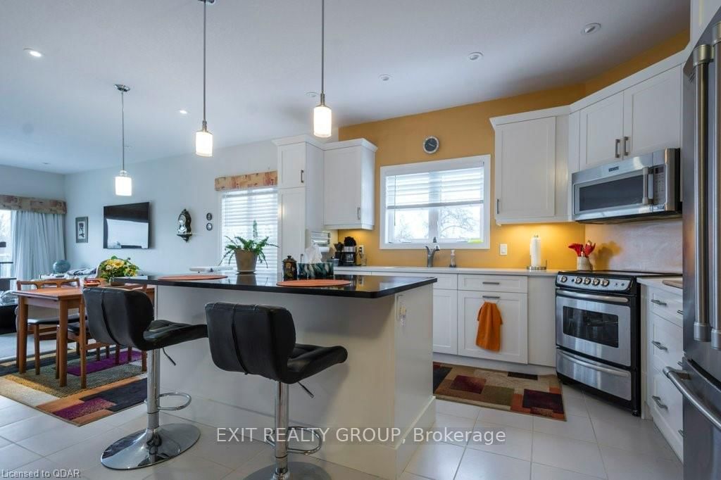 73 ALETHA Drive - Photo 5